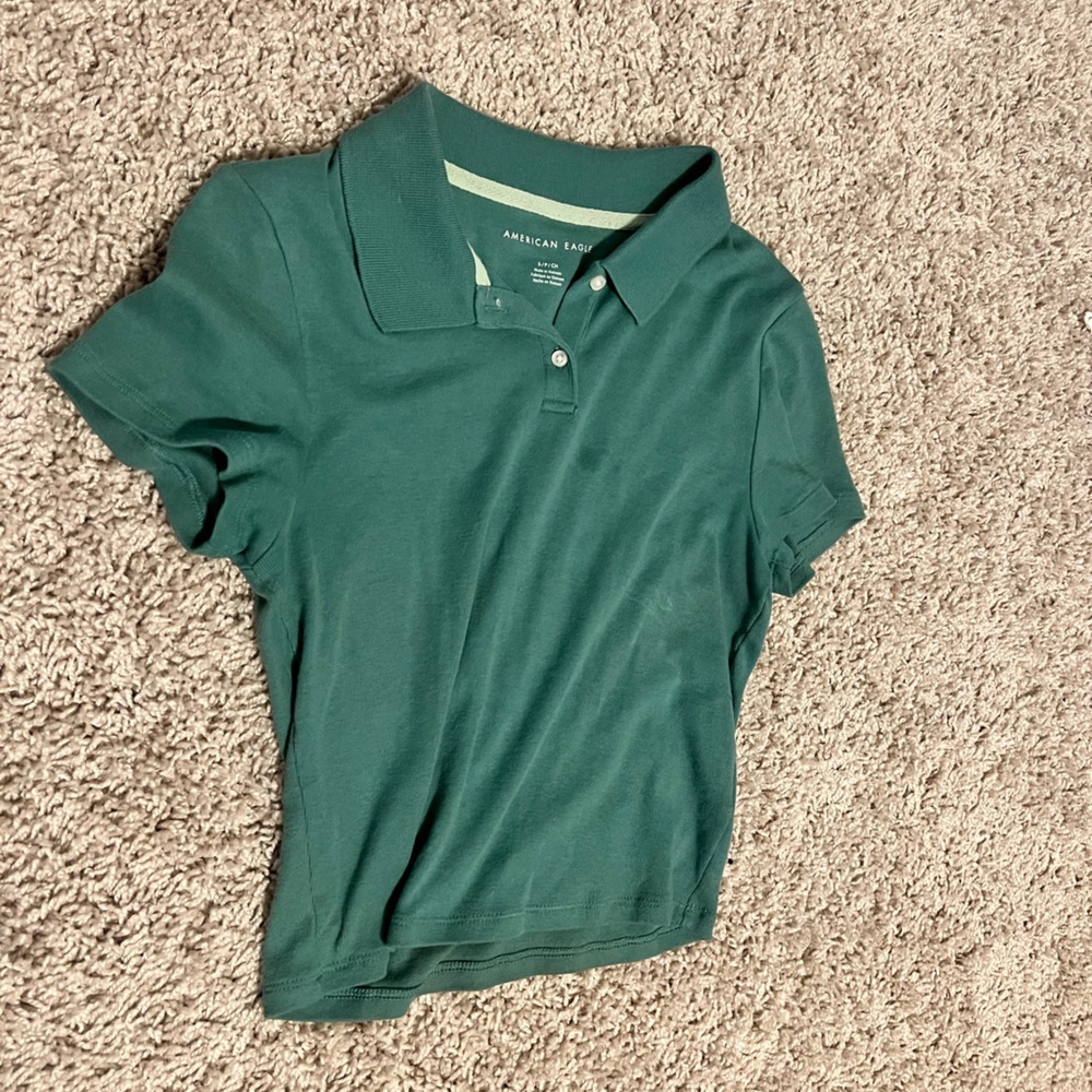 Green collared crop top